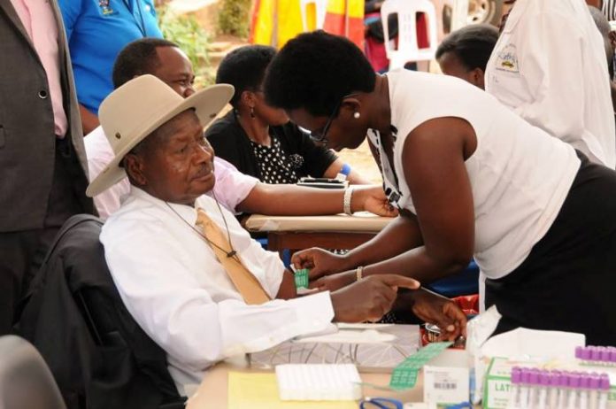 Museveni Testing for HIV