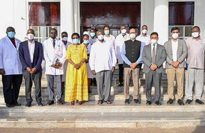 President Museveni Meets Surgeons